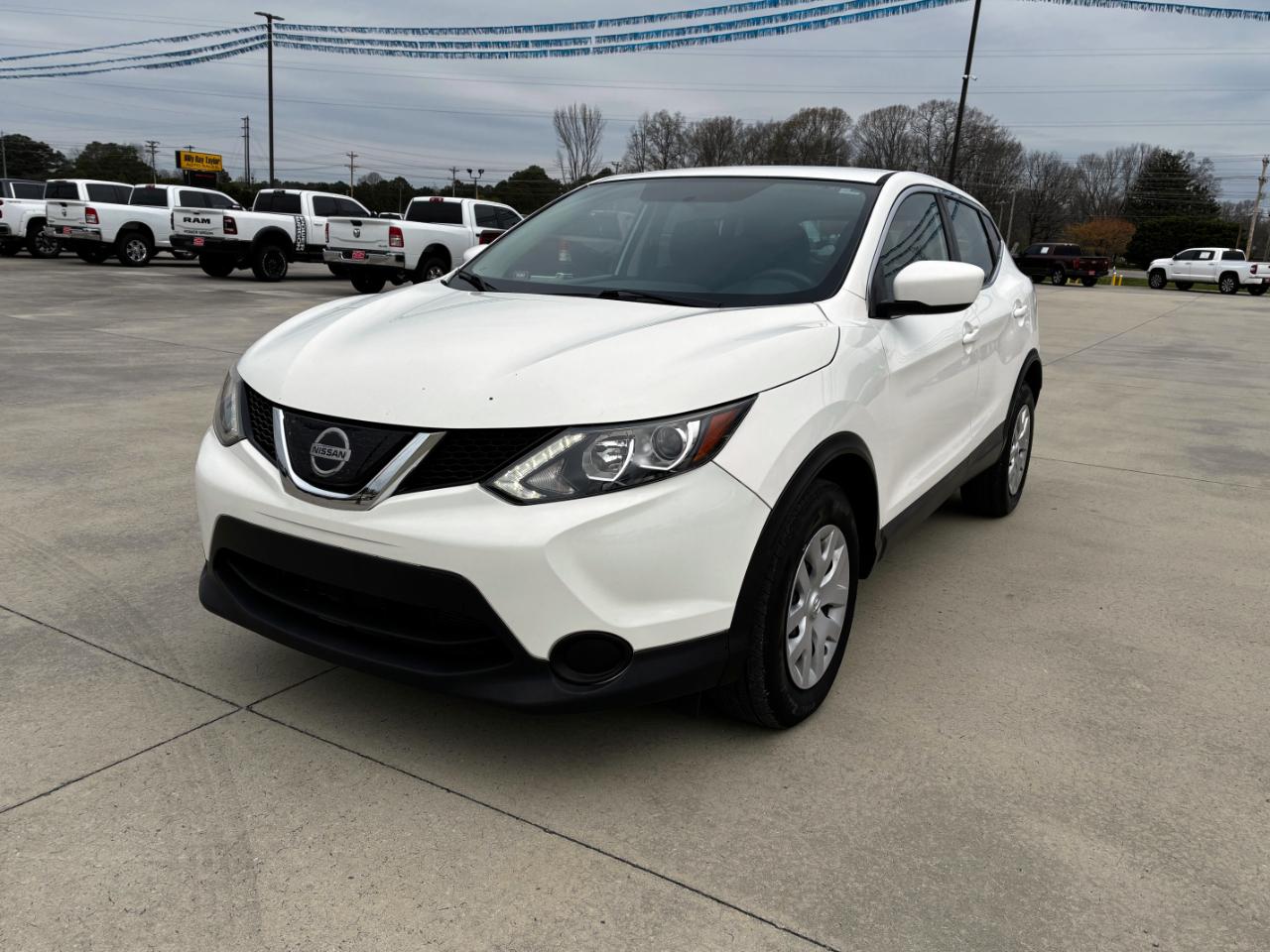 Nissan Rogue Sport  2019