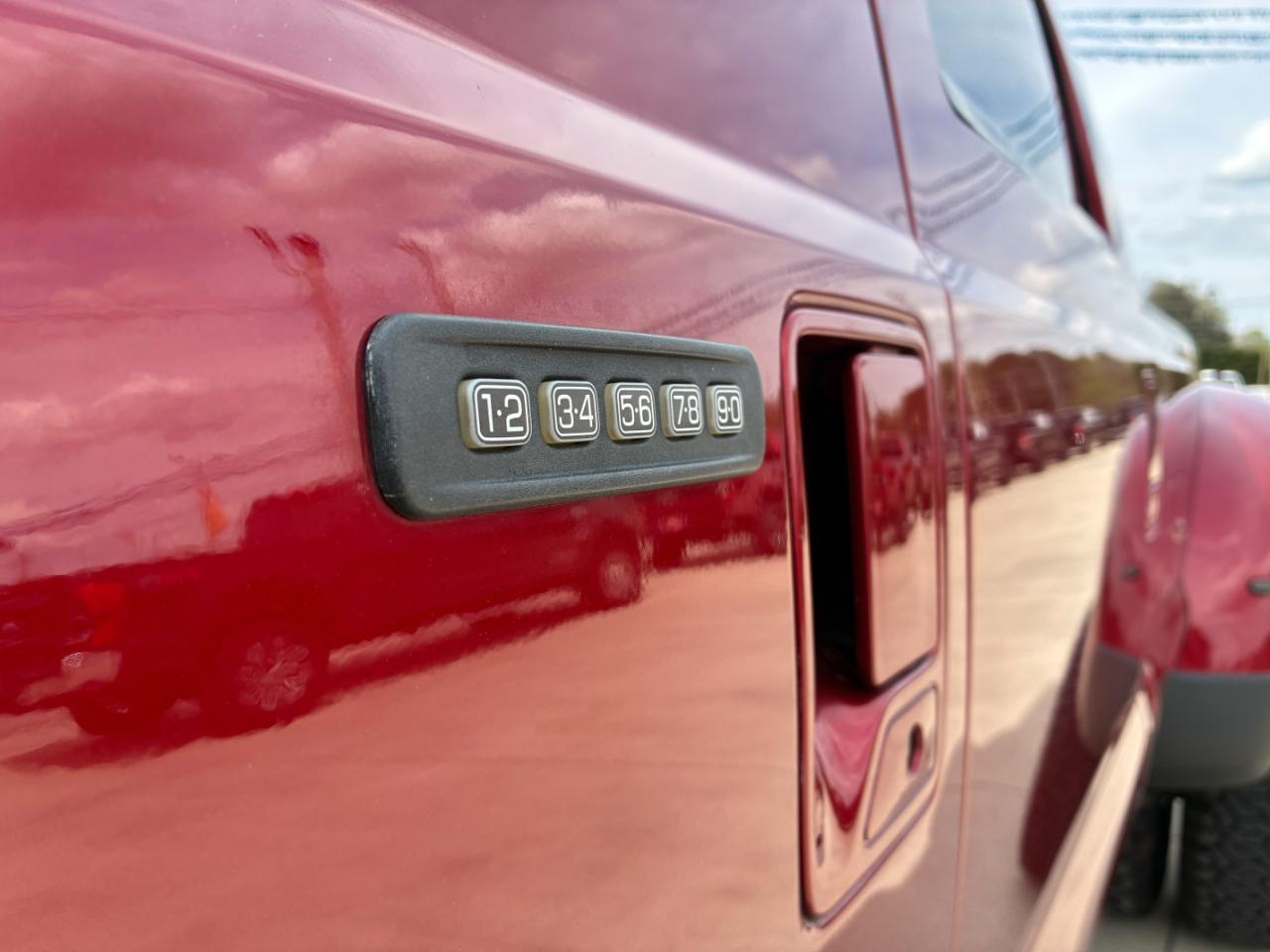 Ford F-350 SD Lariat 2015