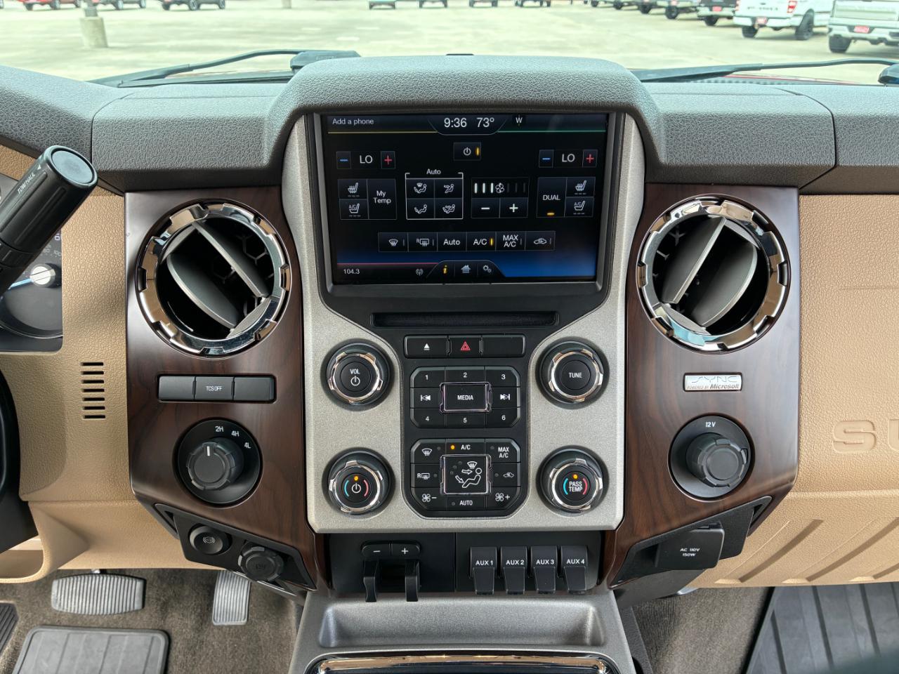 Ford F-350 SD Lariat 2015