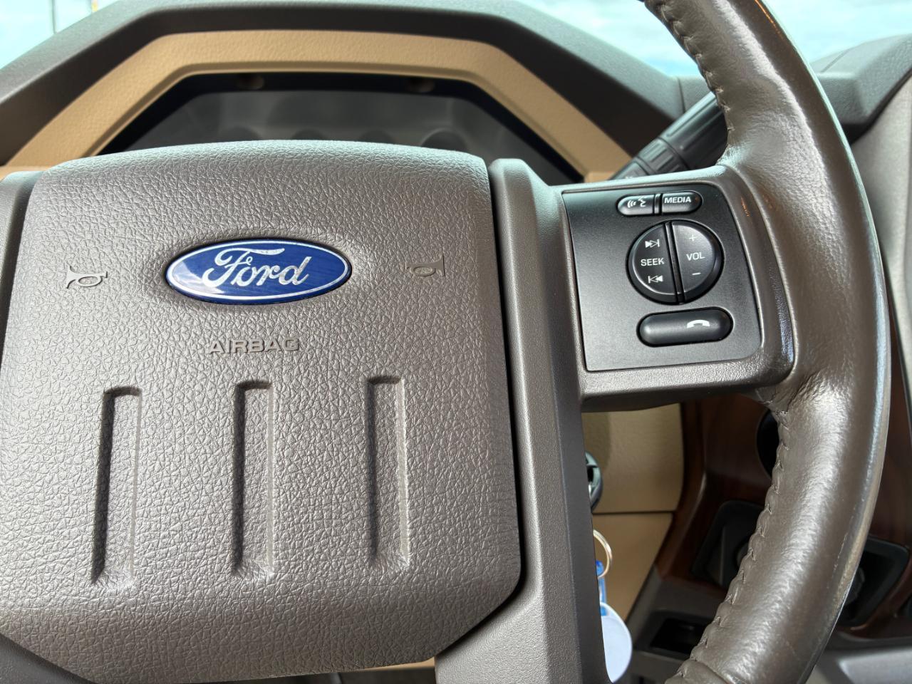 Ford F-350 SD Lariat 2015