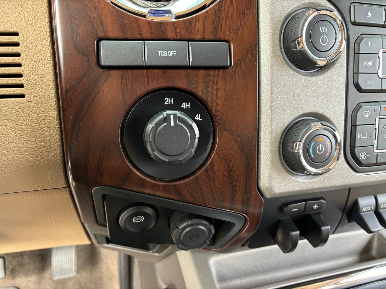 Ford F-350 SD Lariat 2015