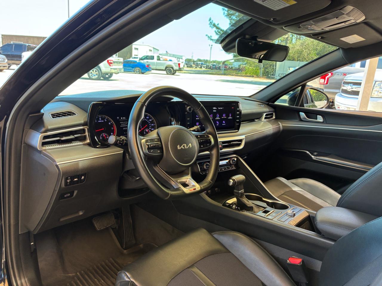 Kia K5  2022