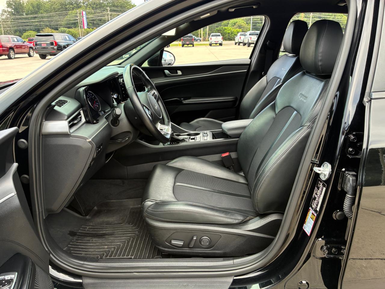 2022 Kia K5 GT-Line - Photo 10