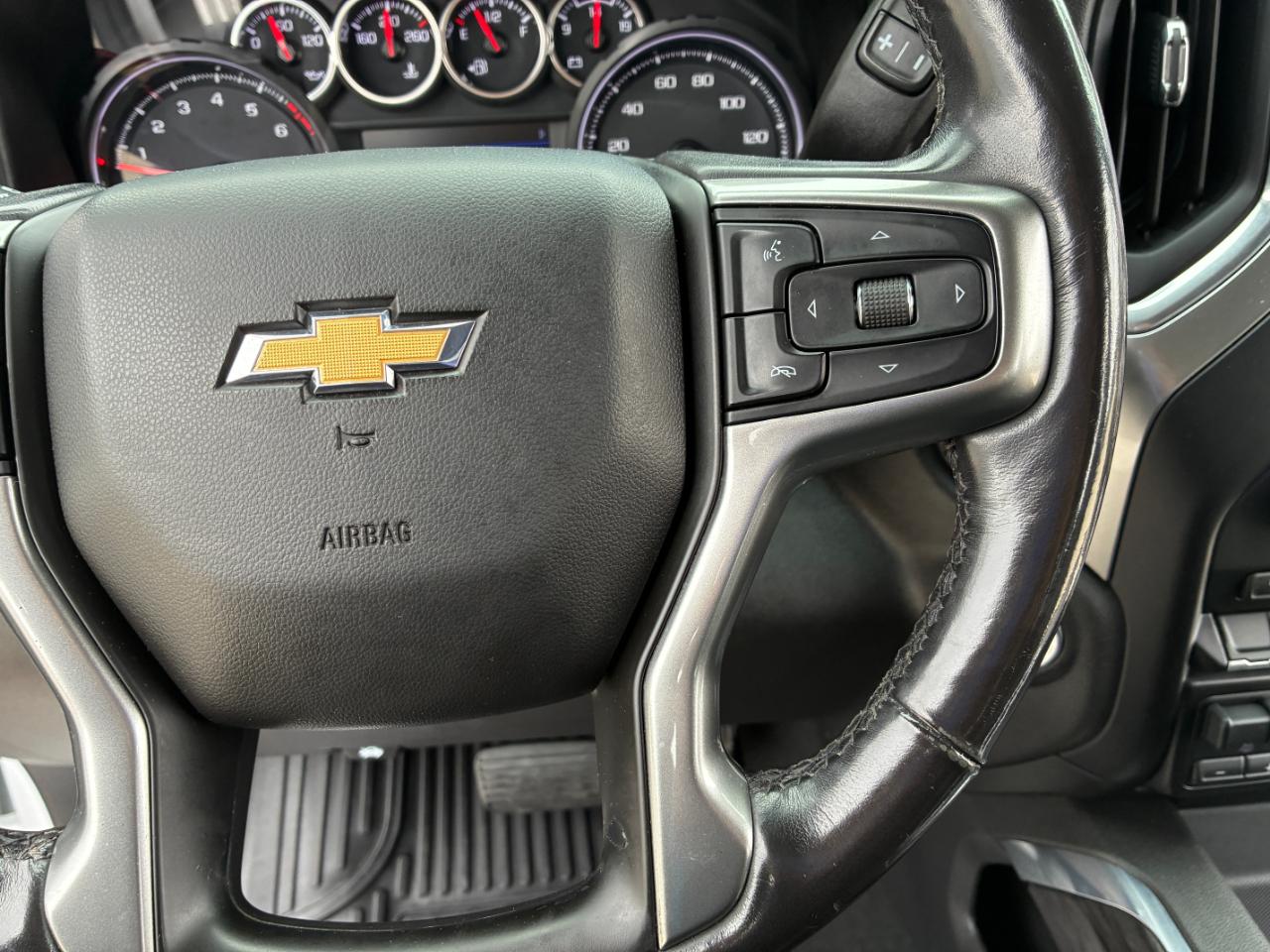 Chevrolet Silverado 1500  2021