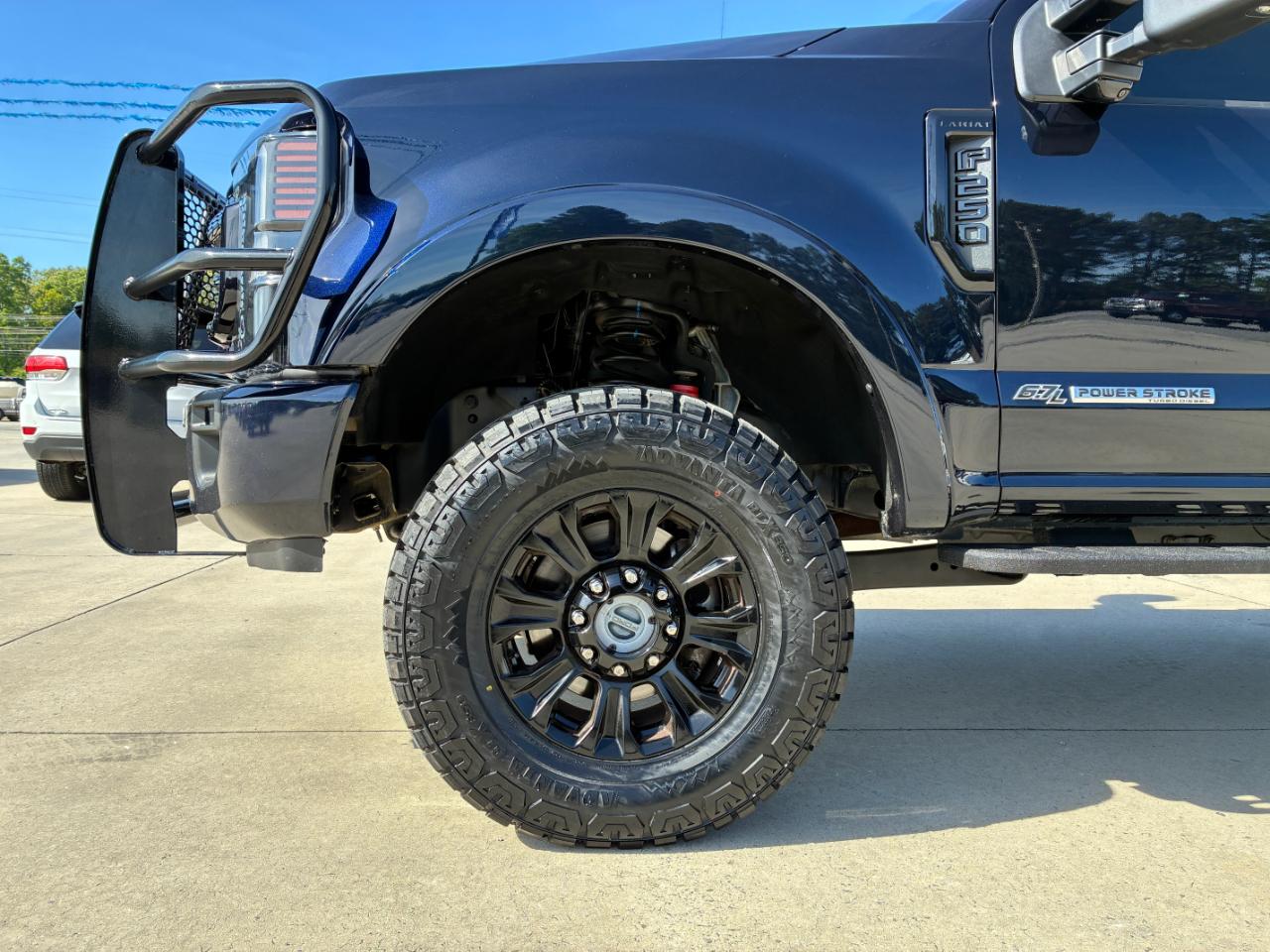 Ford F-250 SD Lariat 2021