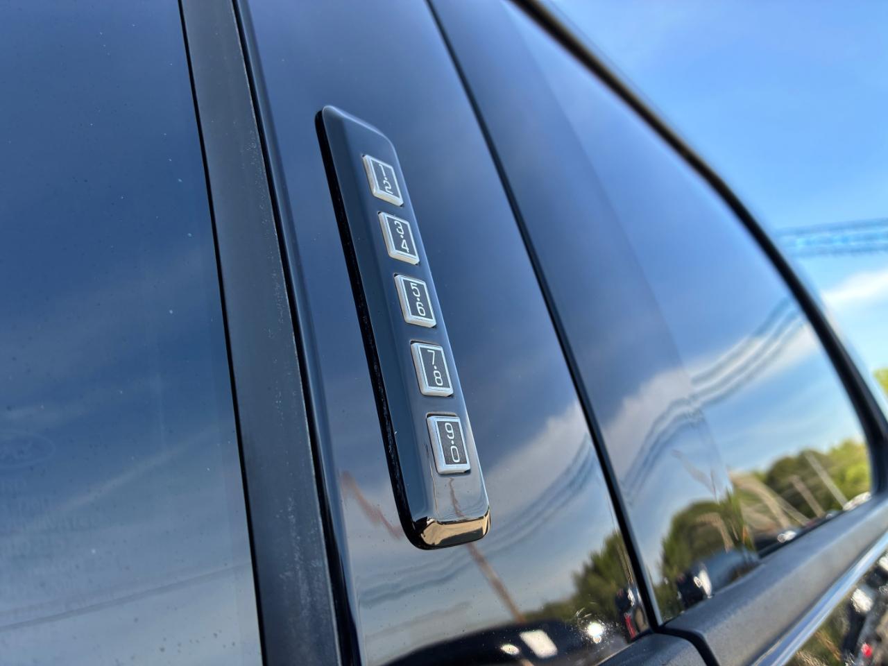 Ford F-250 SD Lariat 2021