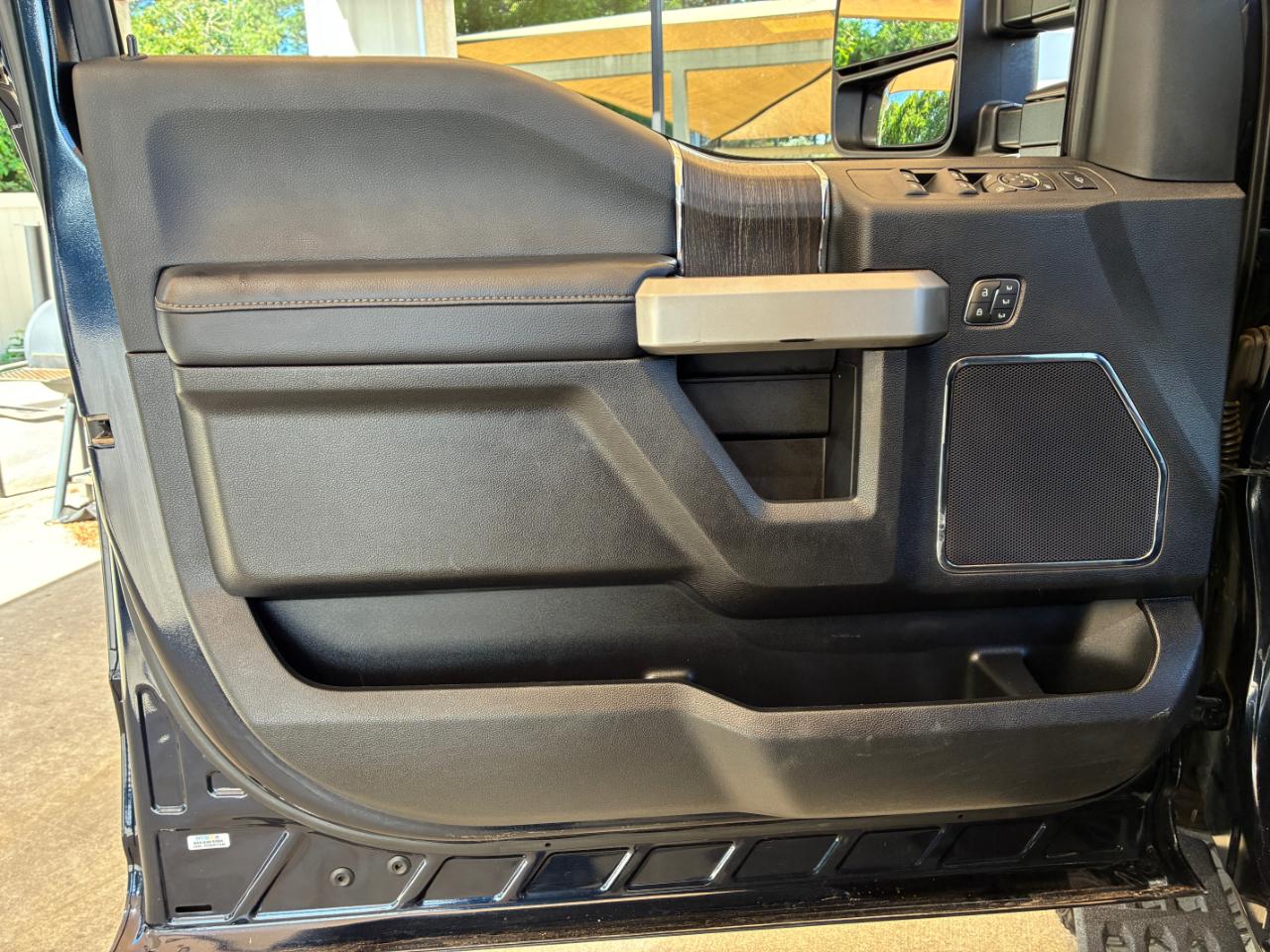 Ford F-250 SD Lariat 2021