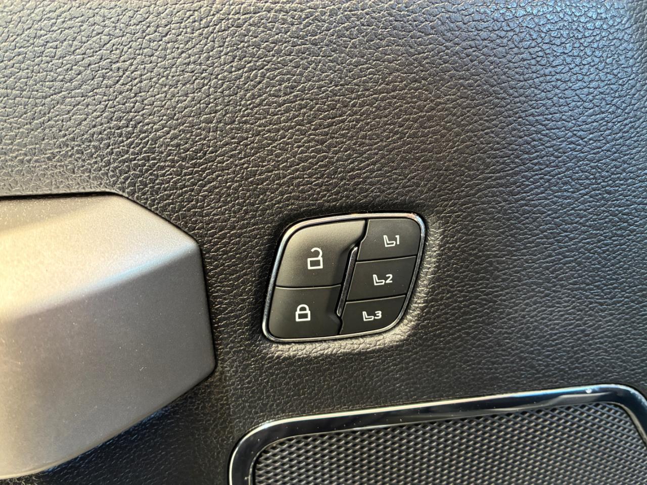 Ford F-250 SD Lariat 2021