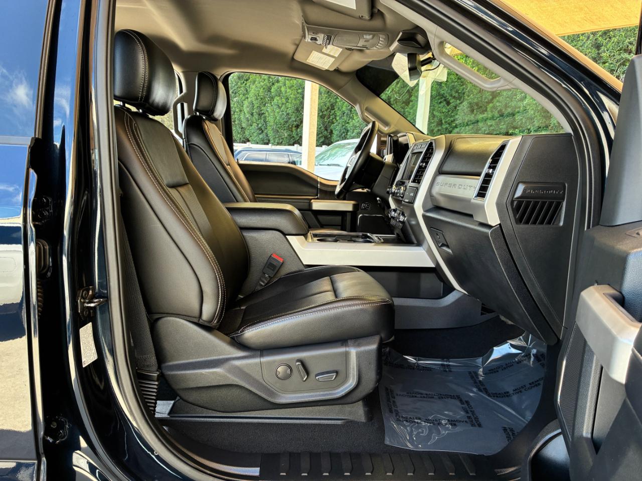 Ford F-250 SD Lariat 2021