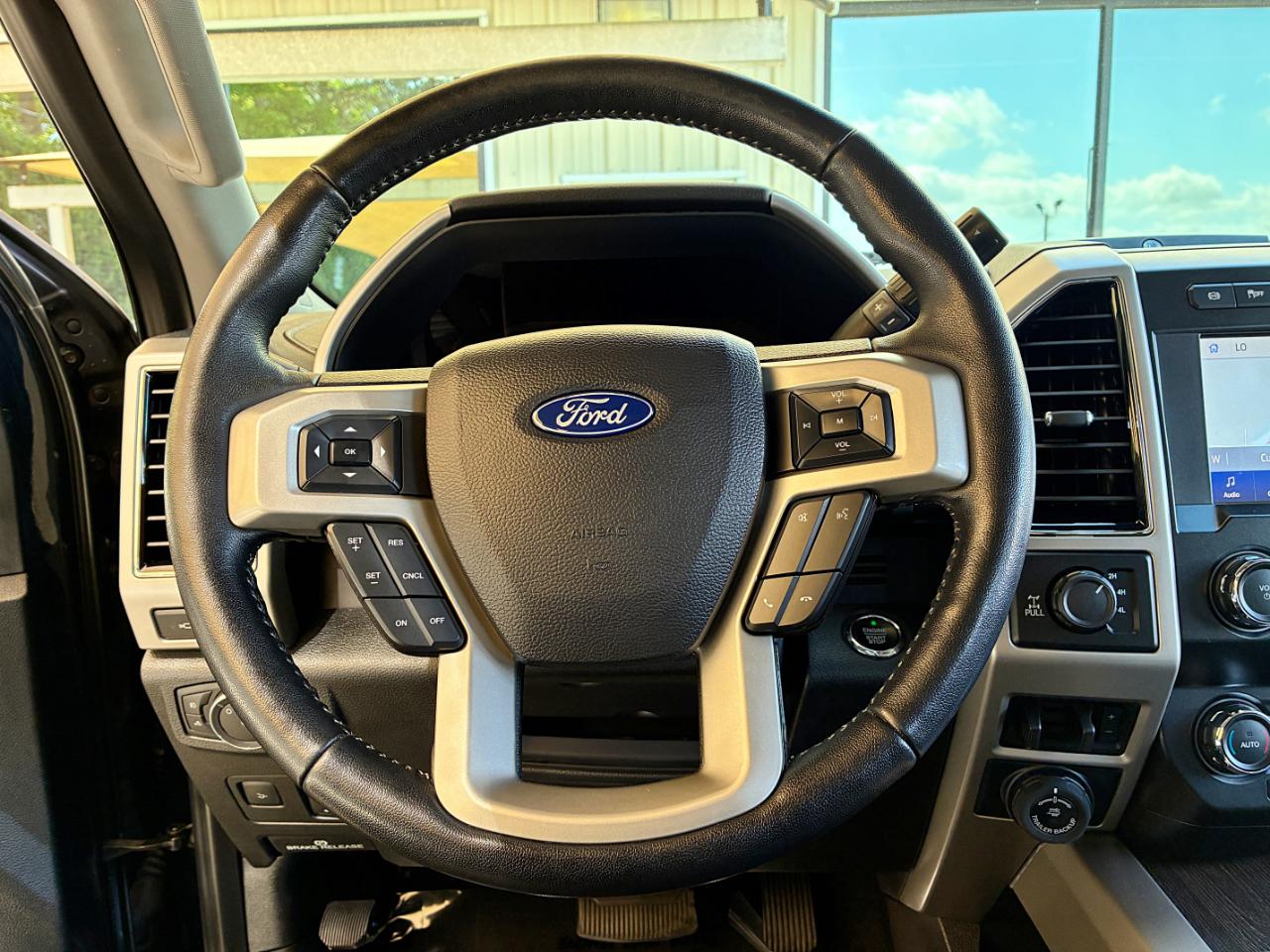 Ford F-250 SD Lariat 2021