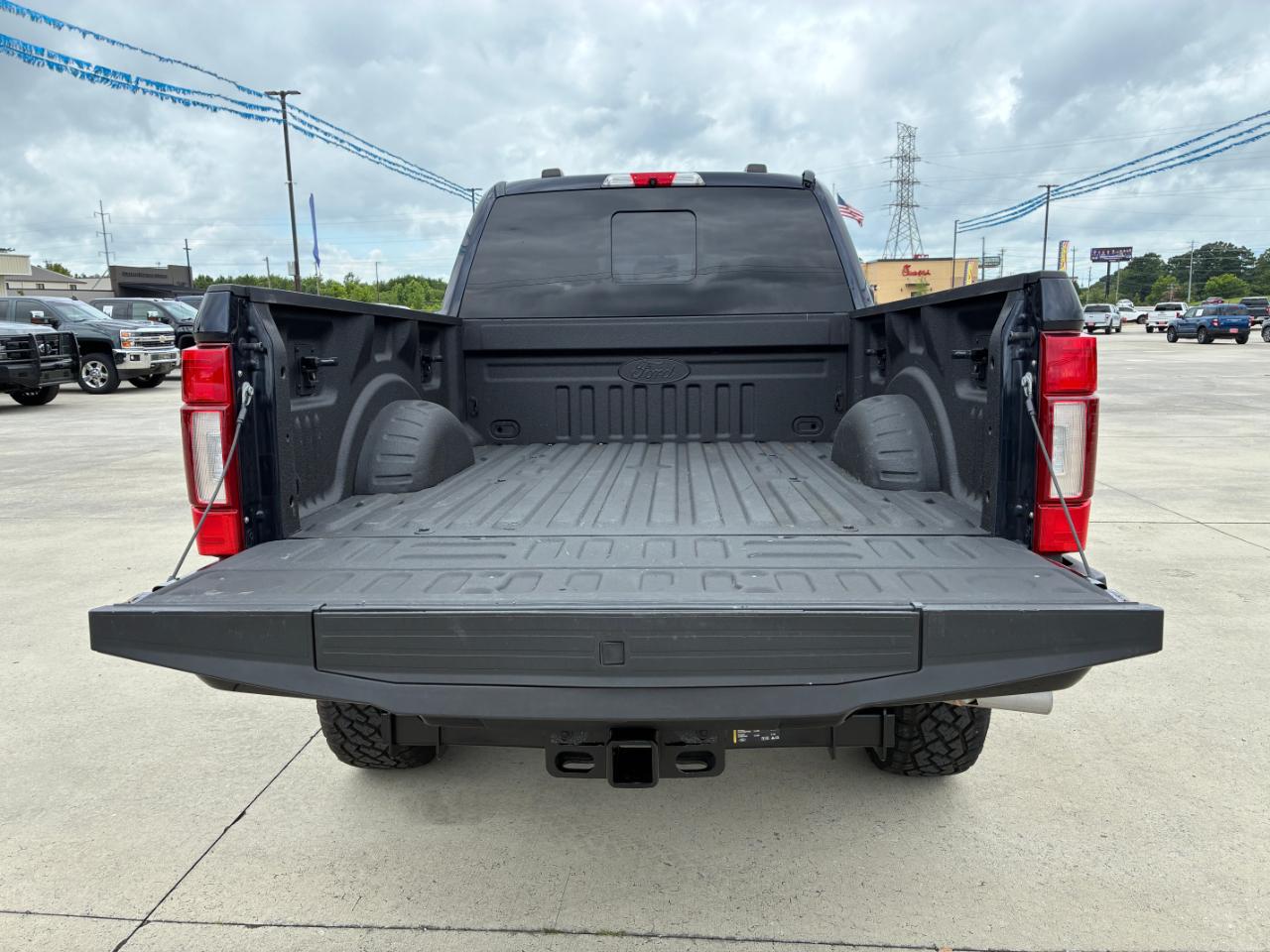 Ford F-250 SD Lariat 2021