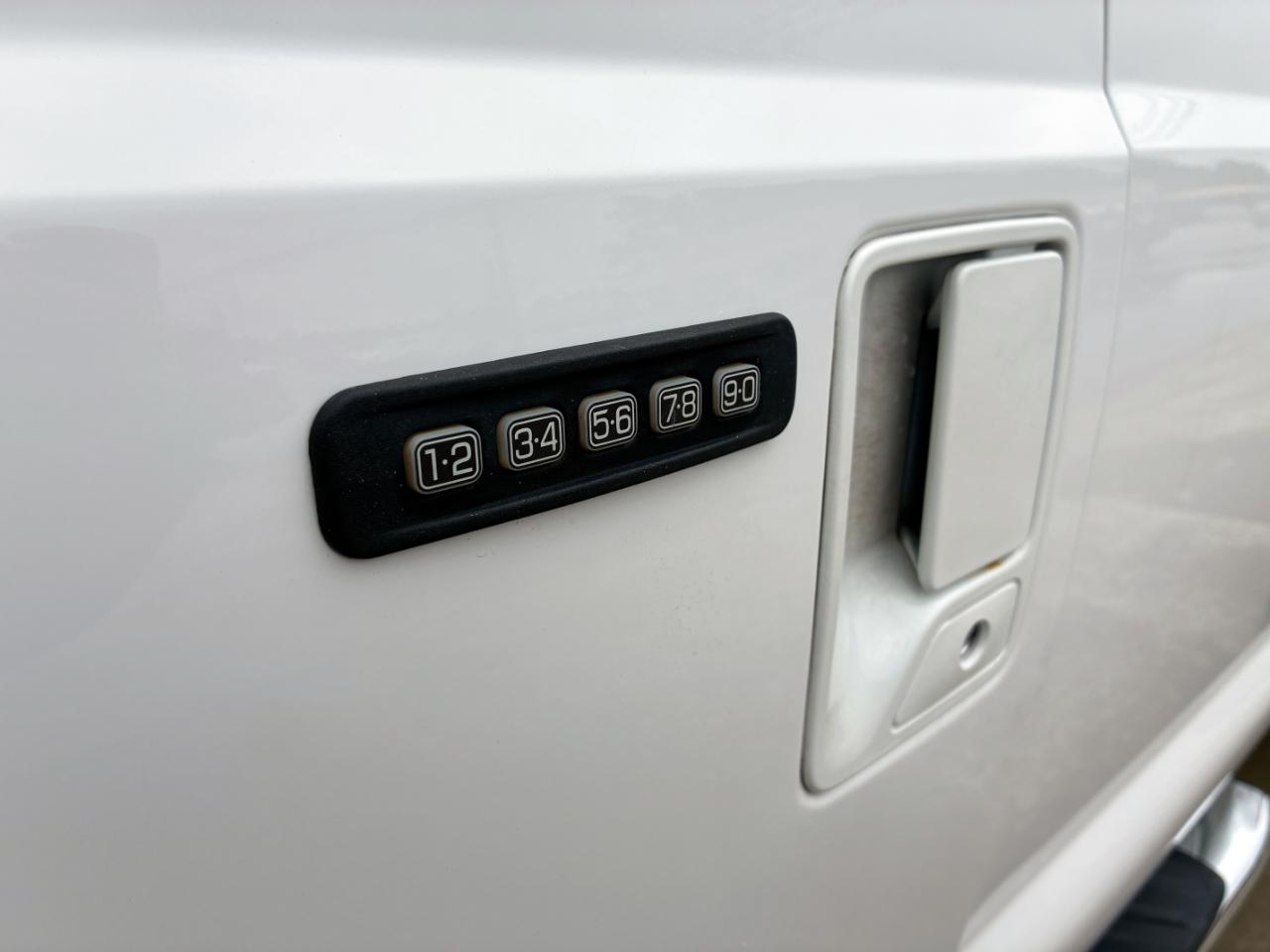 Ford F-350 SD Lariat 2016