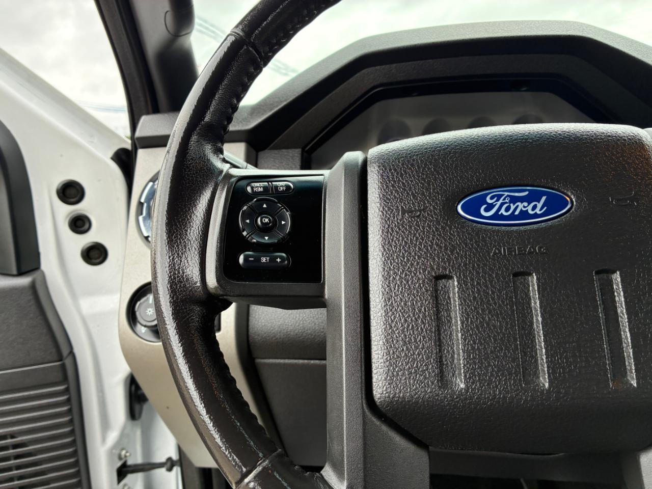 Ford F-350 SD Lariat 2016