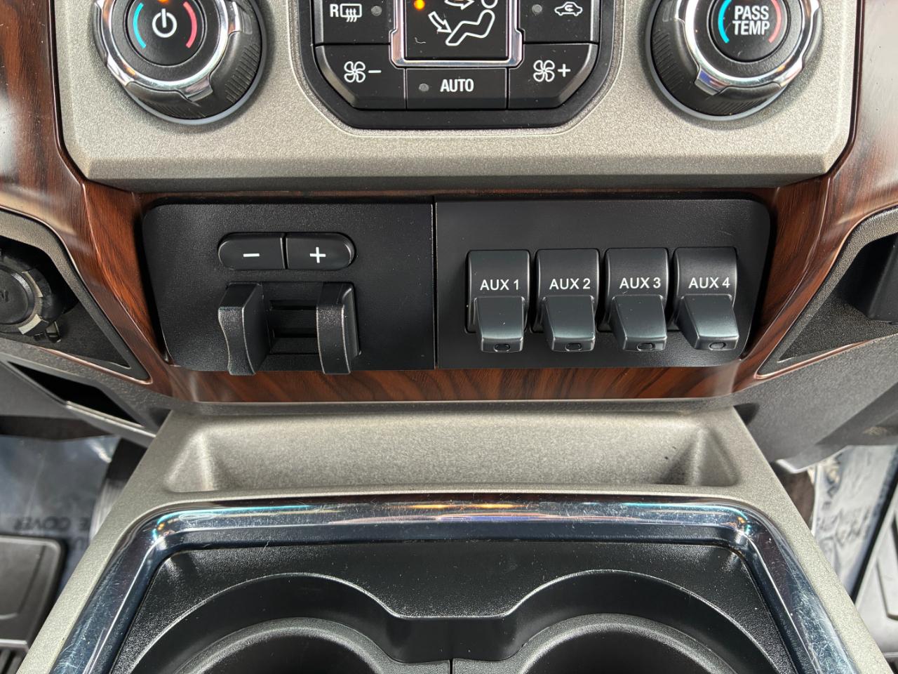 Ford F-350 SD Lariat 2016