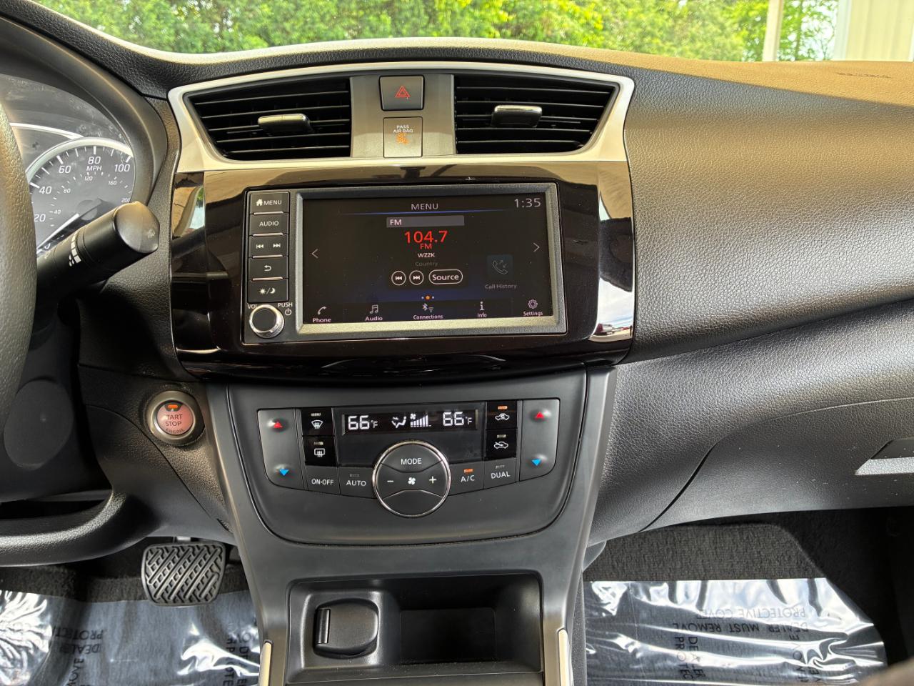 Nissan Sentra  2019