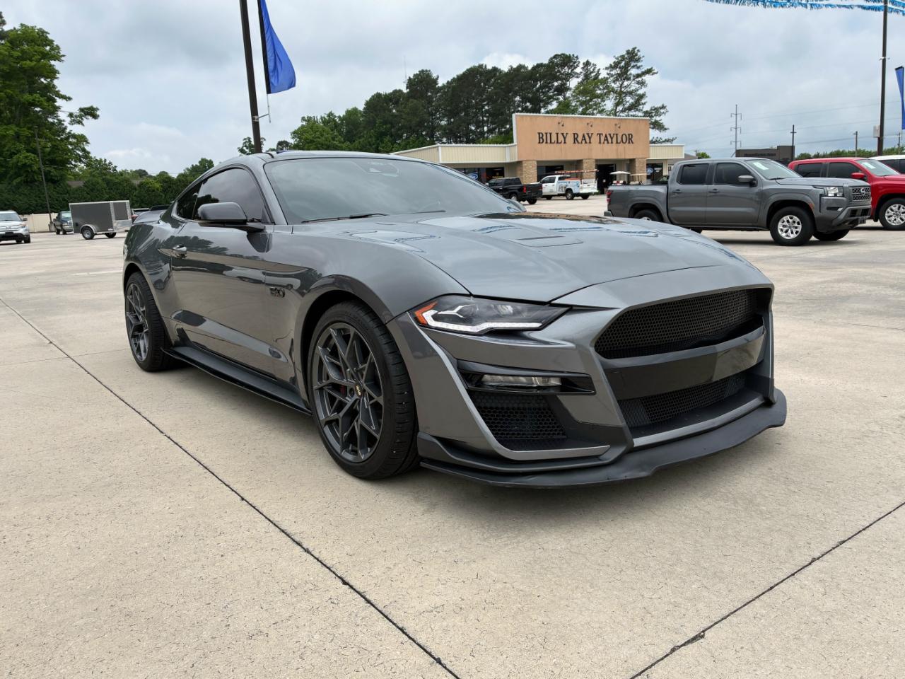 Ford Mustang  2021