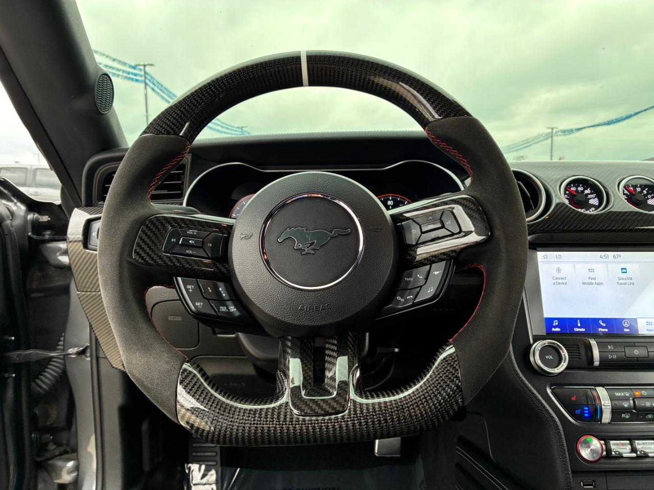 Ford Mustang  2021