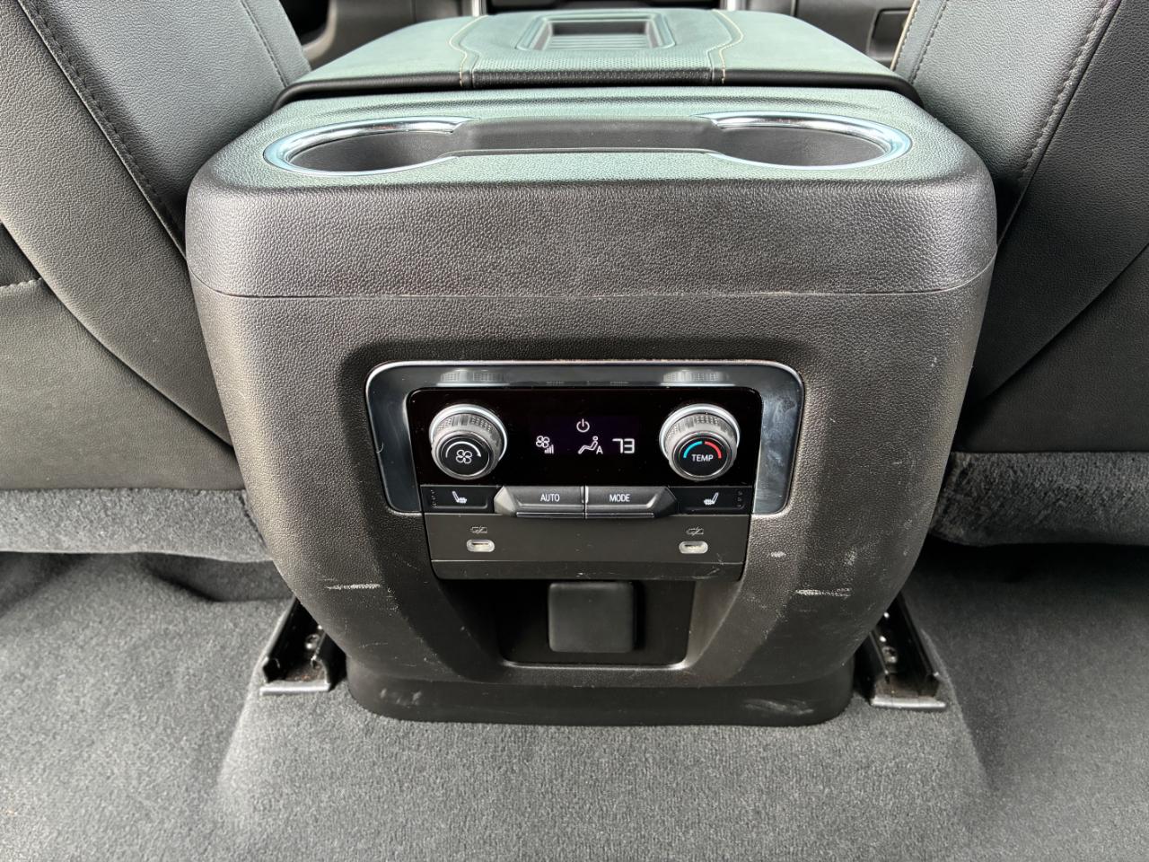 Chevrolet Tahoe  2021