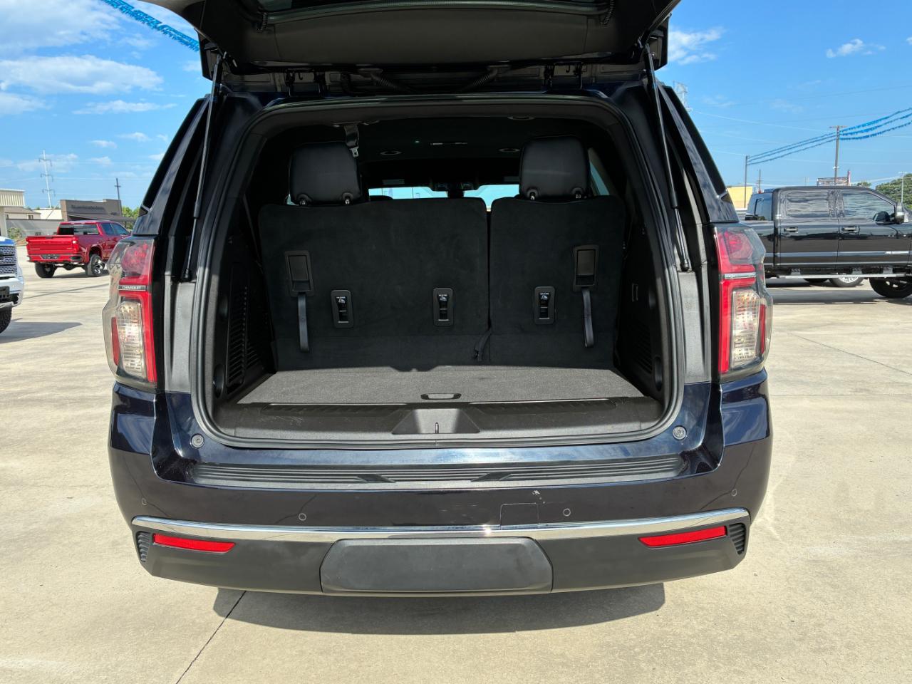Chevrolet Tahoe  2021