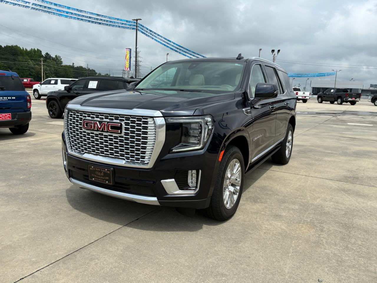 GMC Yukon Denali 2021