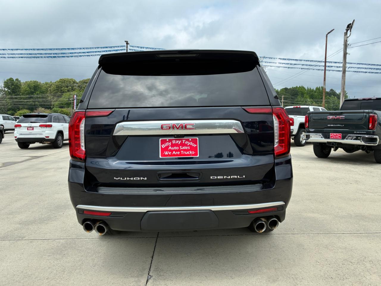 GMC Yukon Denali 2021
