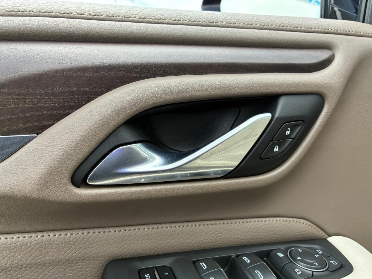 GMC Yukon Denali 2021