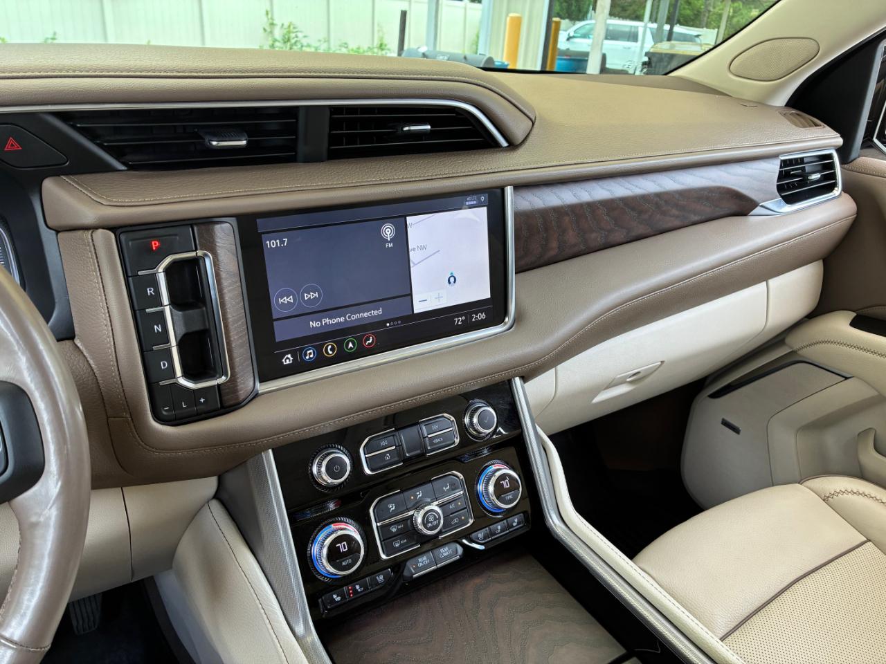 GMC Yukon Denali 2021