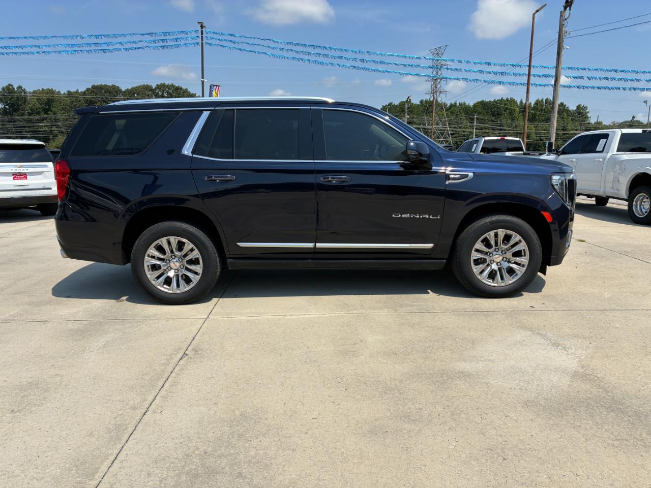 GMC Yukon  2021