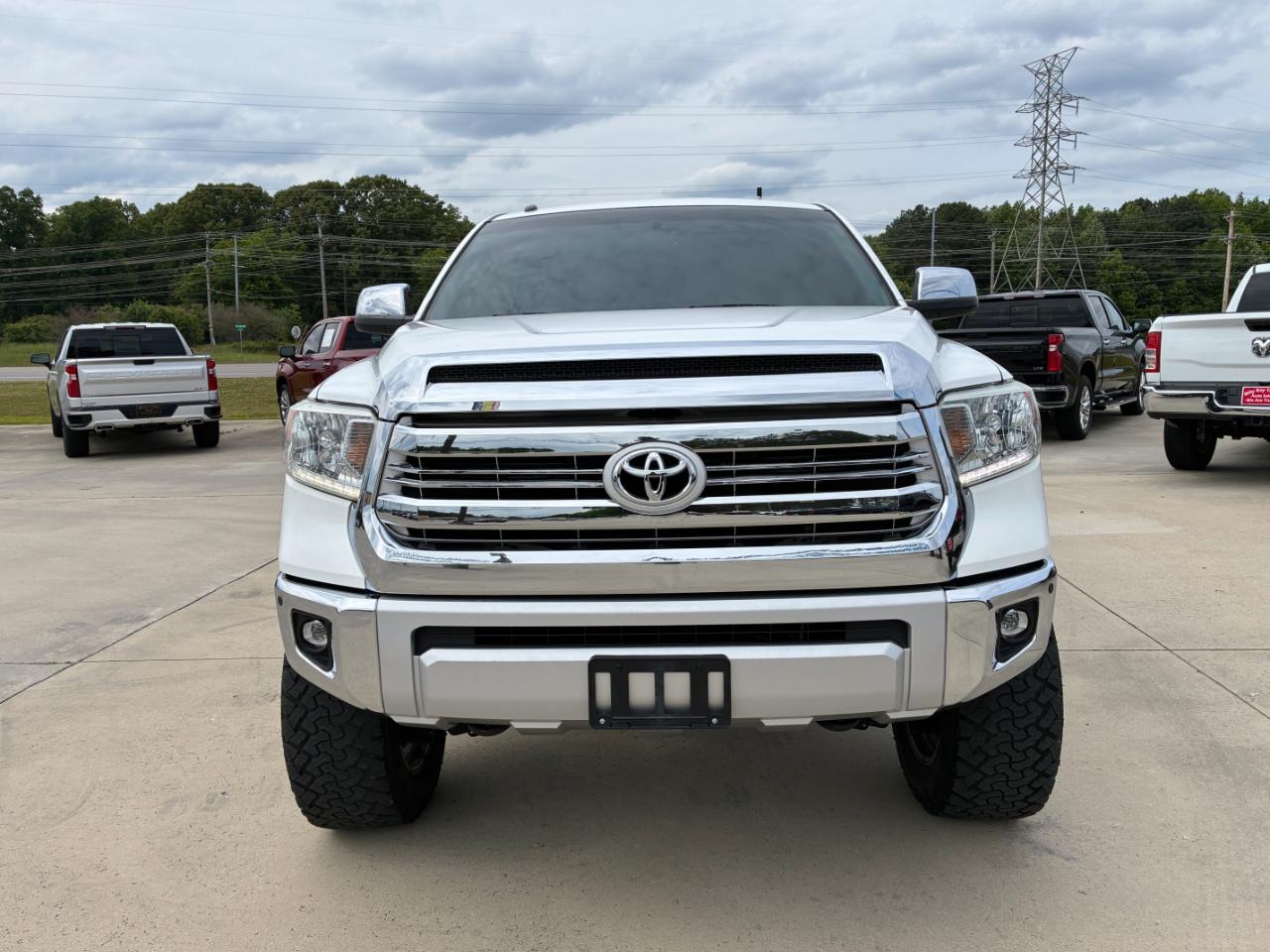 Toyota Tundra  2014