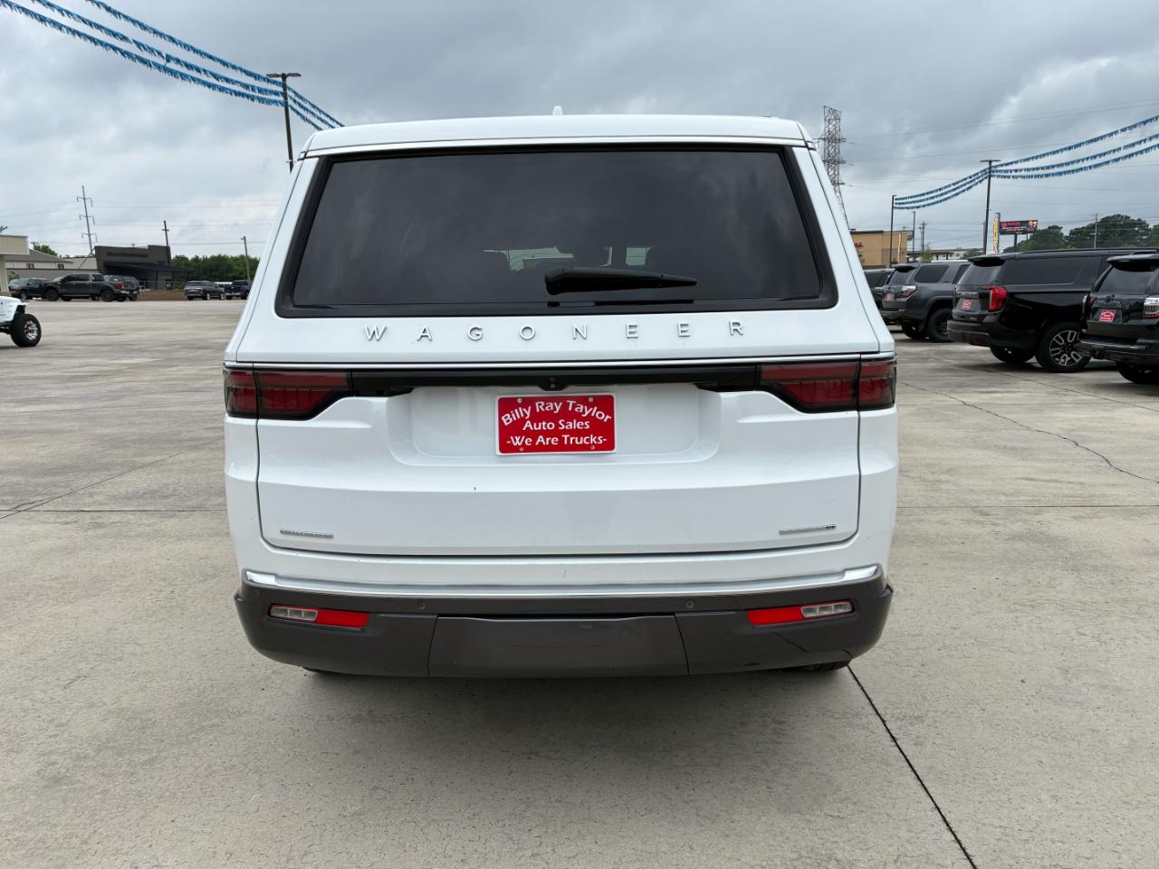 Jeep Wagoneer  2022