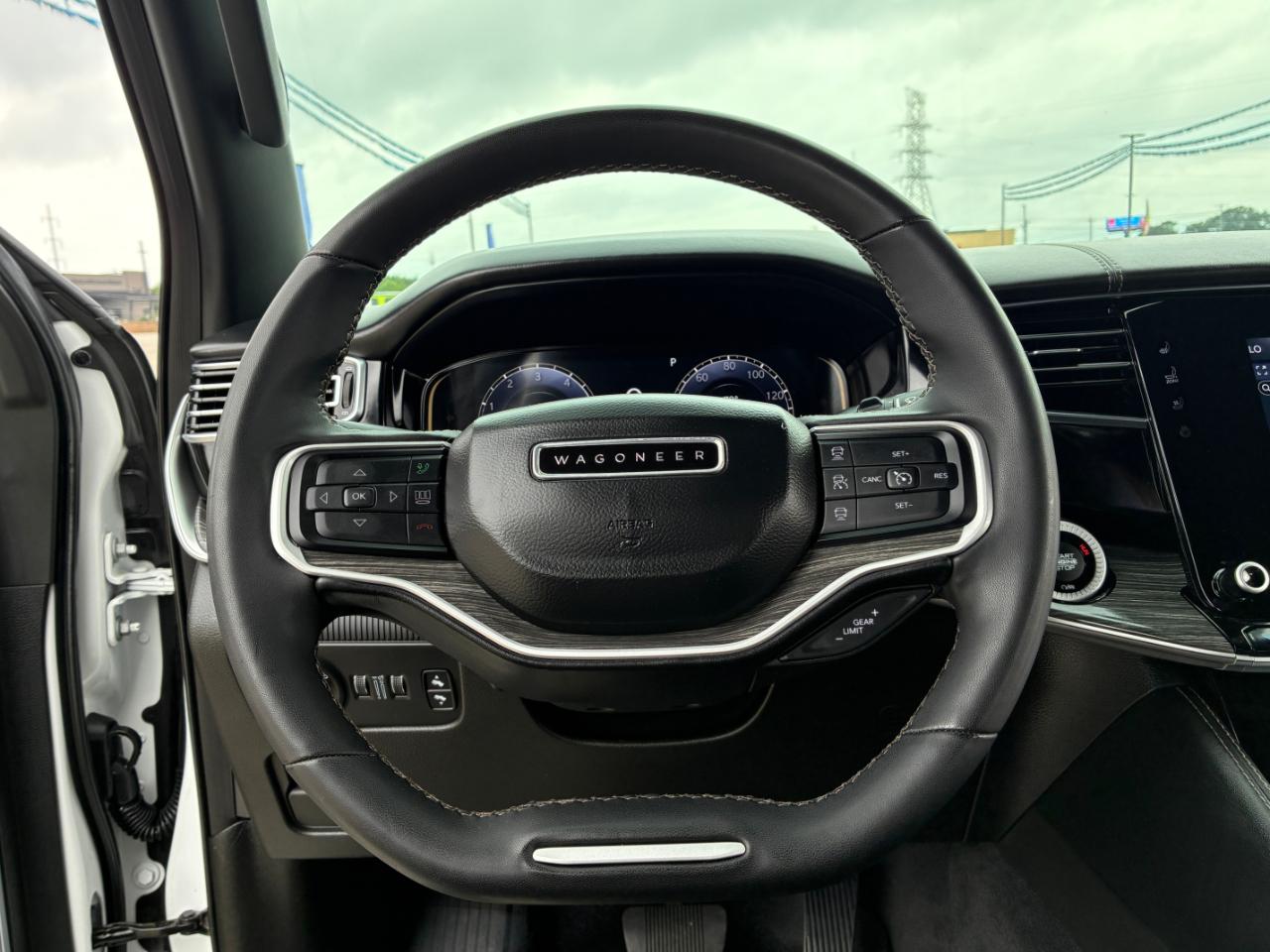 Jeep Wagoneer  2022