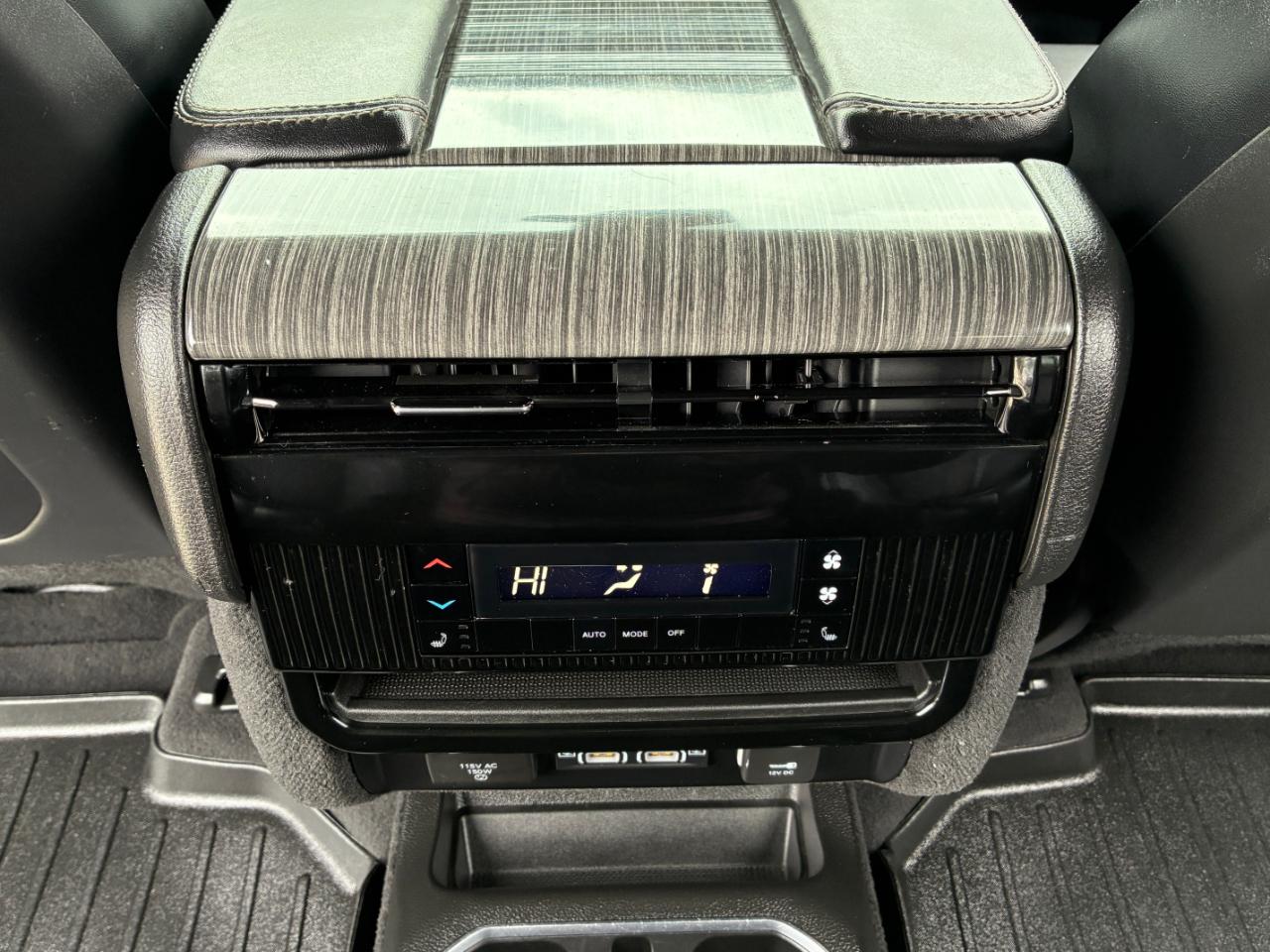 Jeep Wagoneer  2022