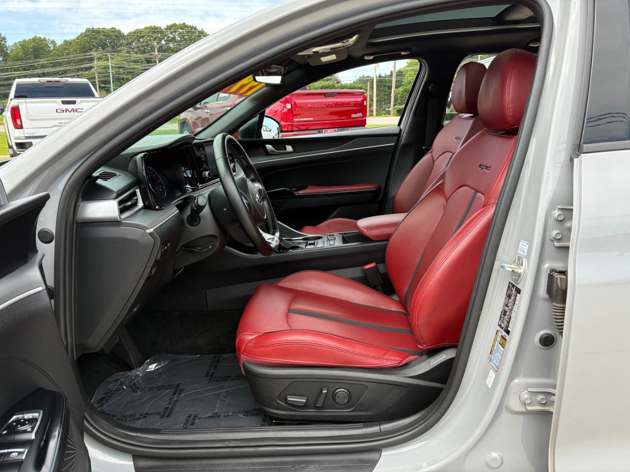 Kia K5  2021