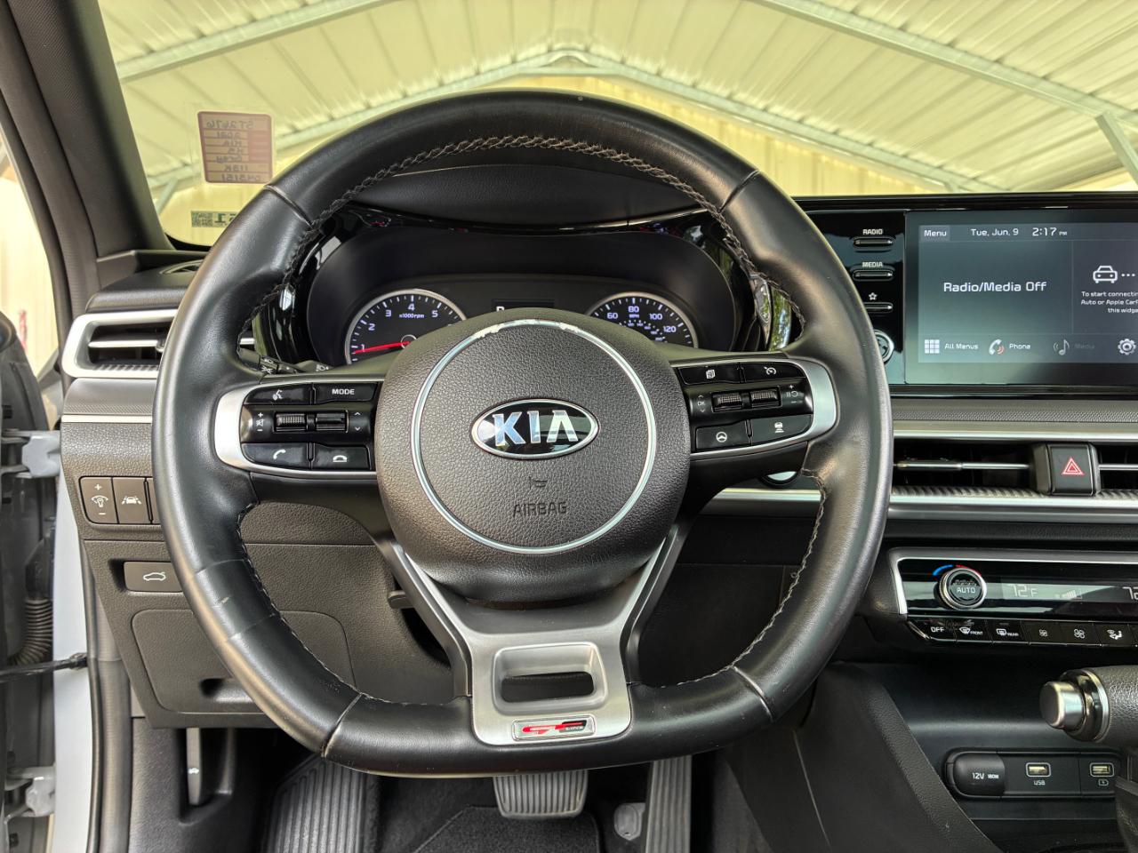 Kia K5  2021