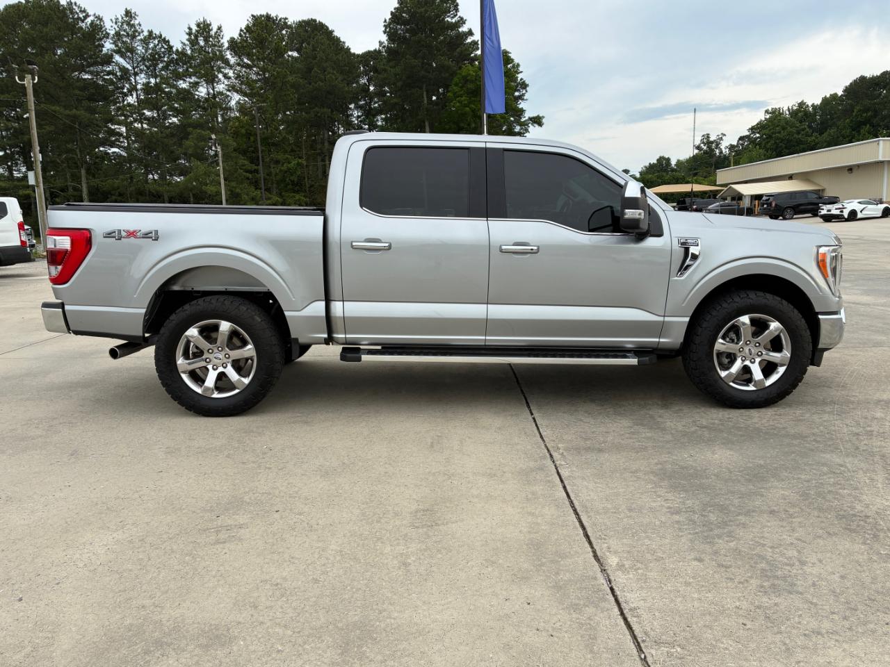 Ford F-150 Lariat 2023