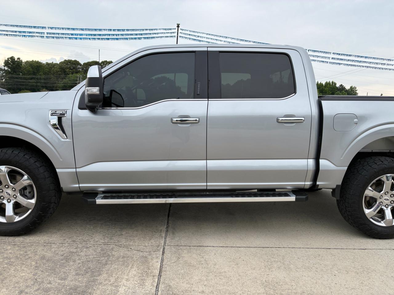 Ford F-150 Lariat 2023