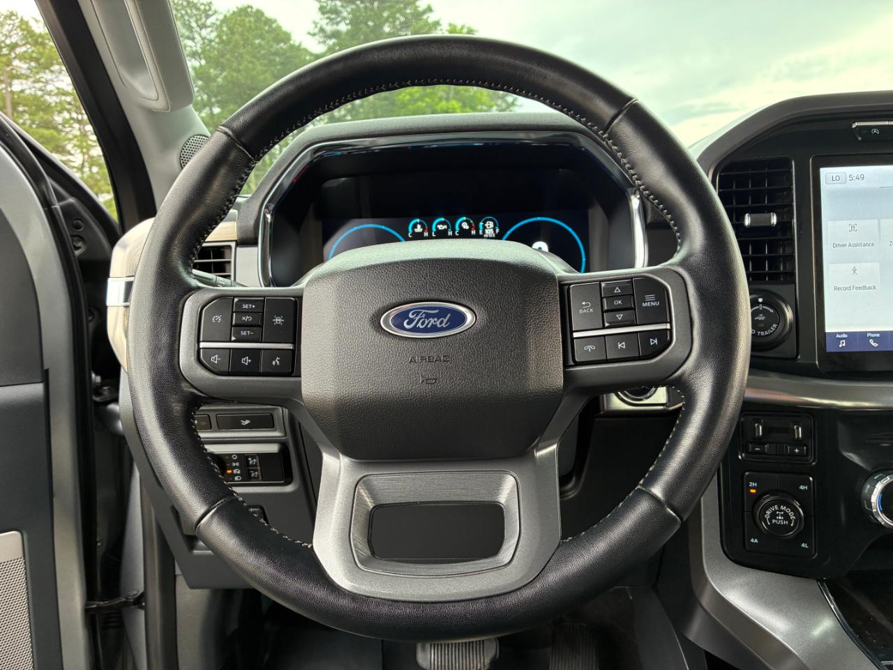Ford F-150 Lariat 2023