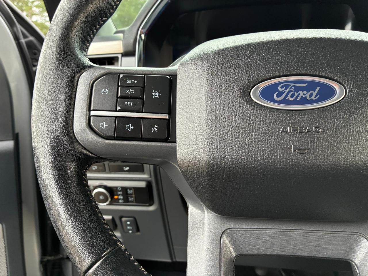 Ford F-150 Lariat 2023