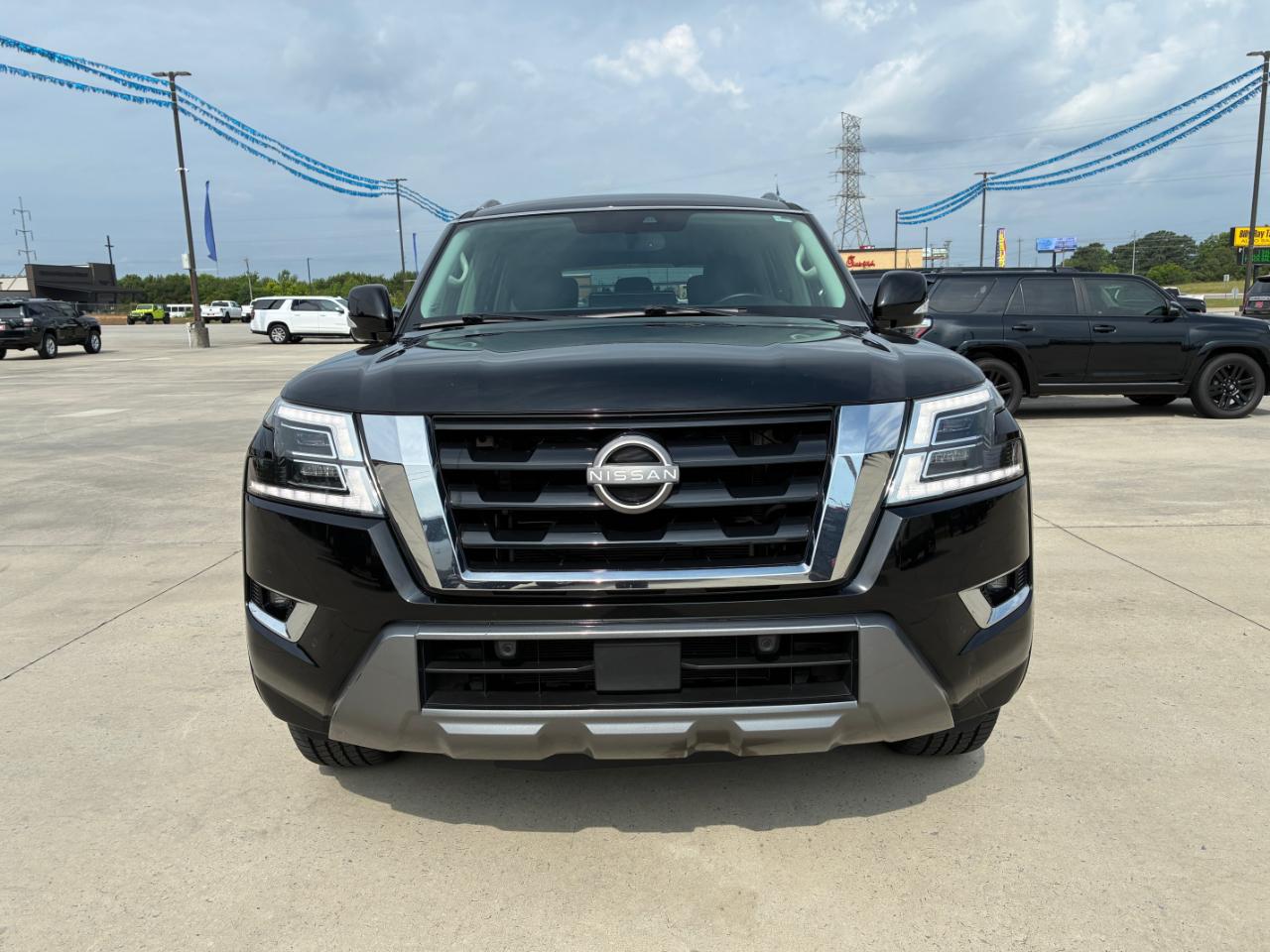 Nissan Armada  2021