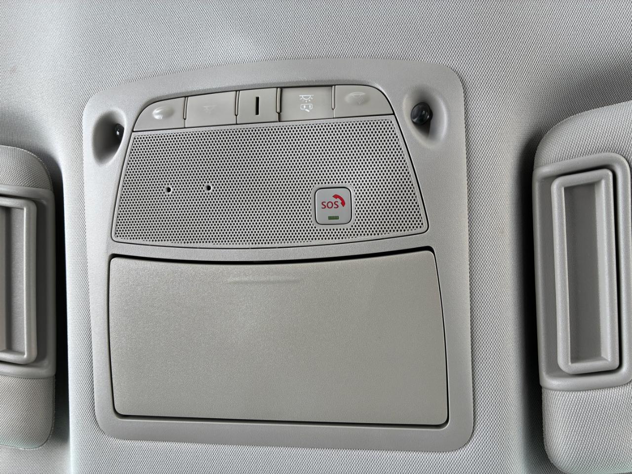 Nissan Armada  2021