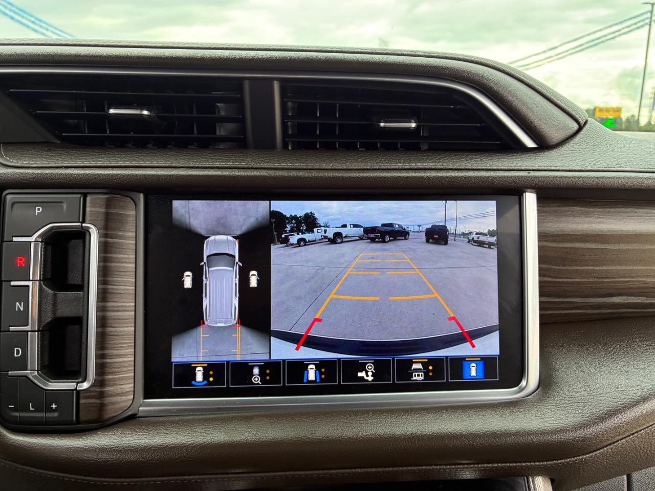 GMC Yukon  2021