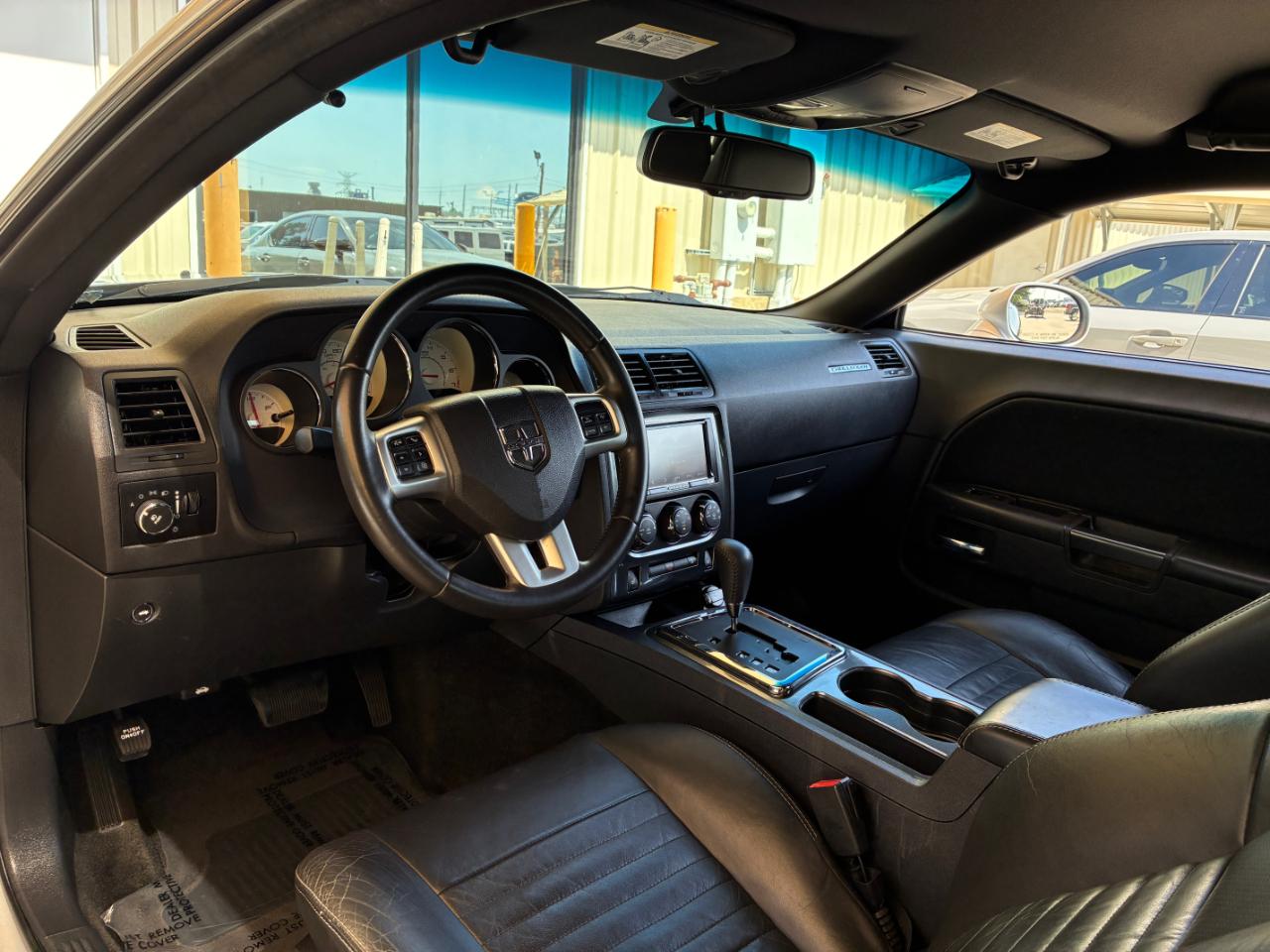 Dodge Challenger SXT 2012