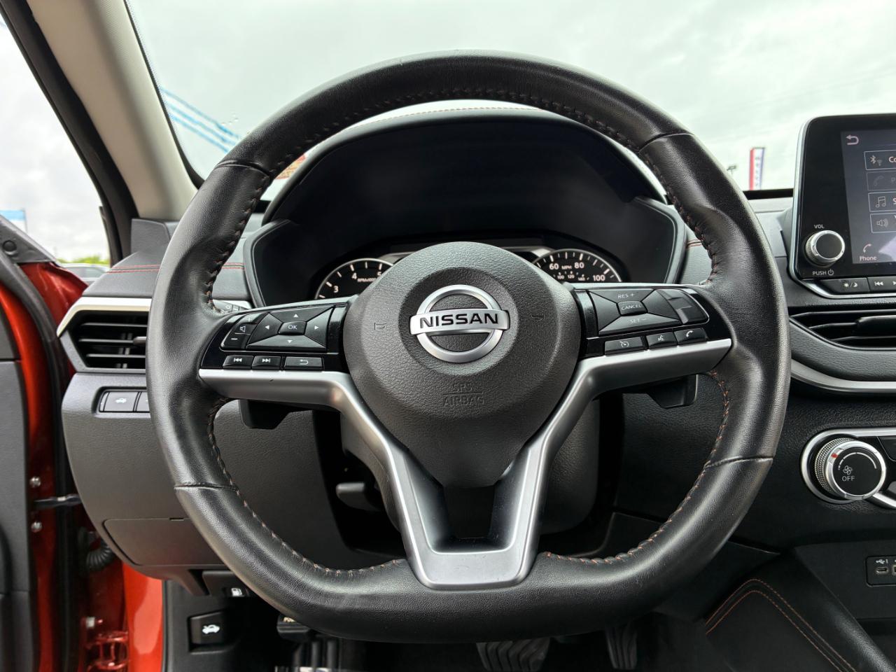 Nissan Altima  2021