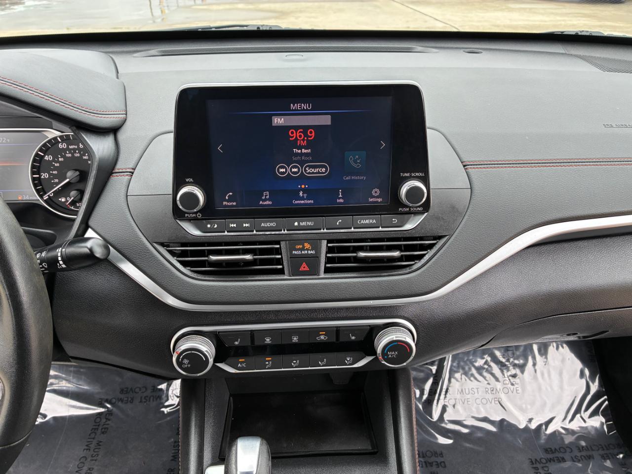 Nissan Altima  2021