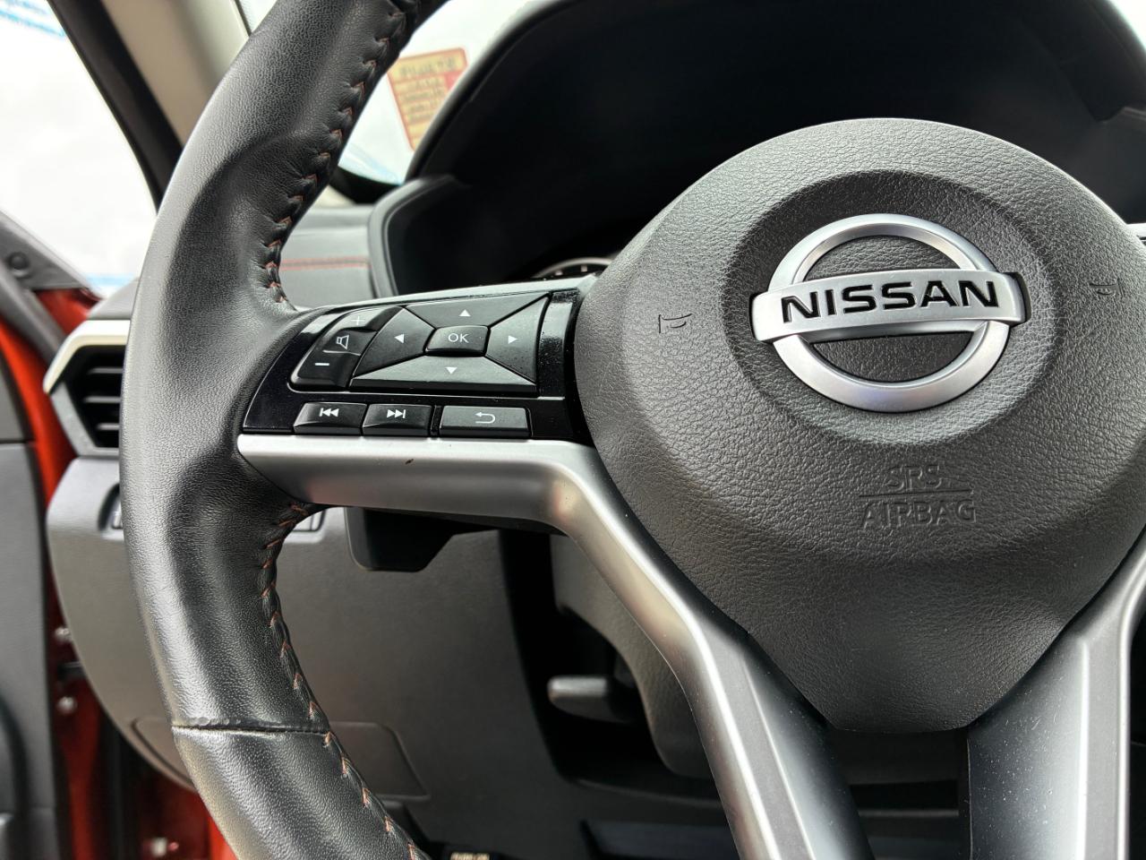 Nissan Altima  2021