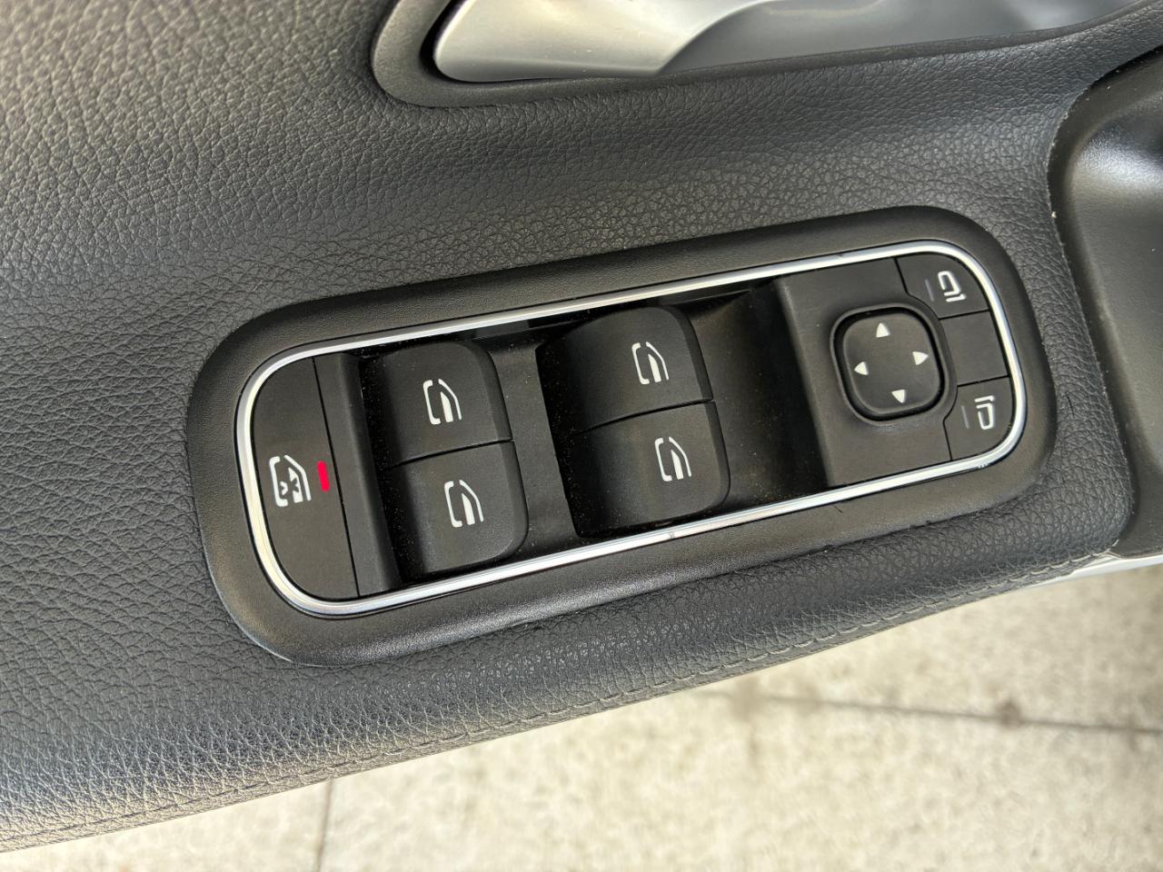 Mercedes-Benz A-Class  2021