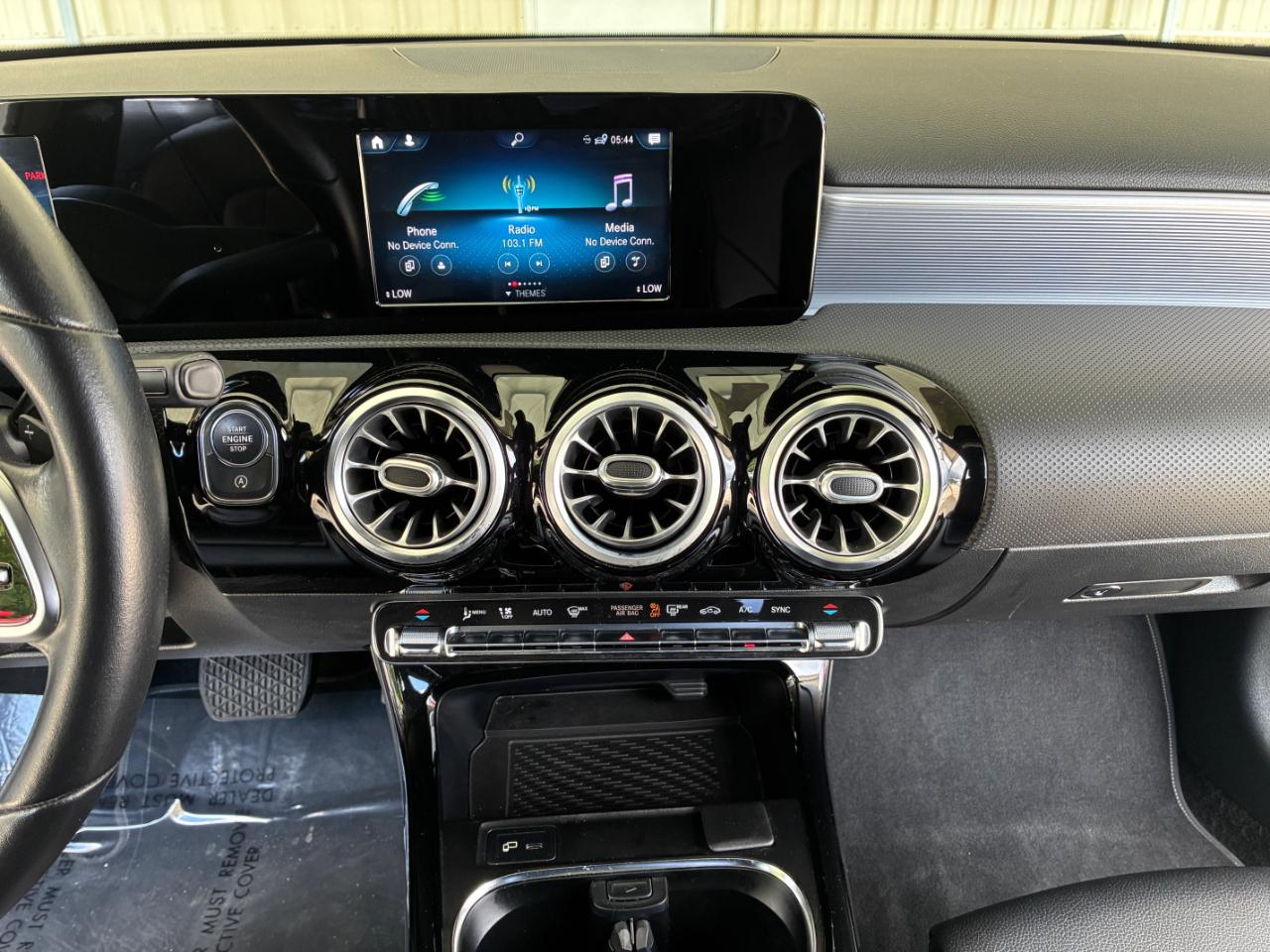 Mercedes-Benz A-Class  2021