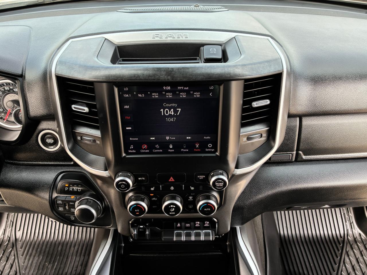 RAM 1500  2021