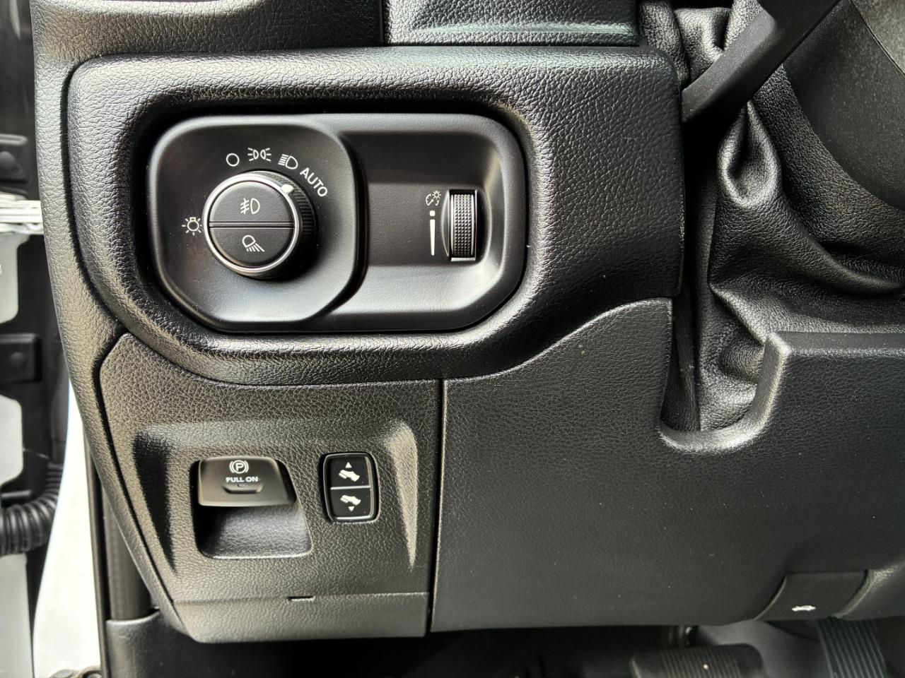 RAM 1500  2021