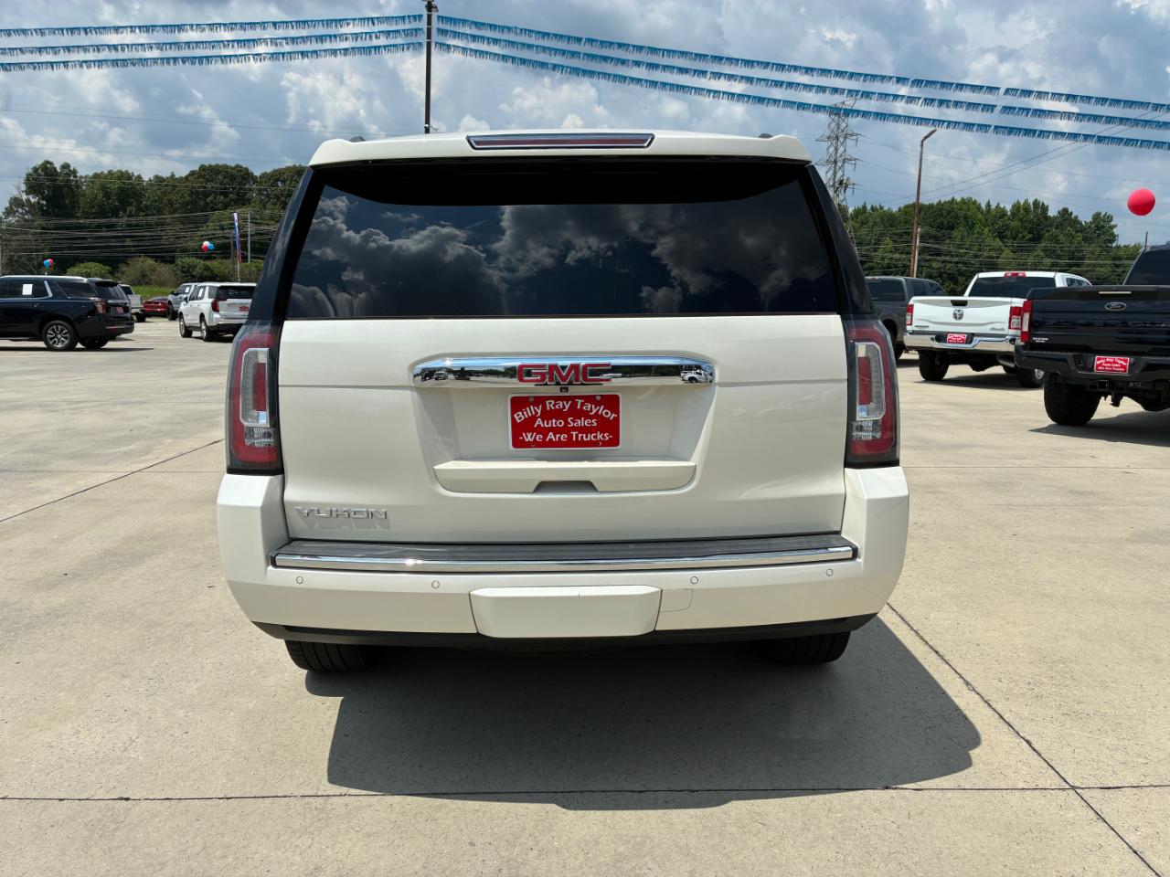 GMC Yukon Denali 2015